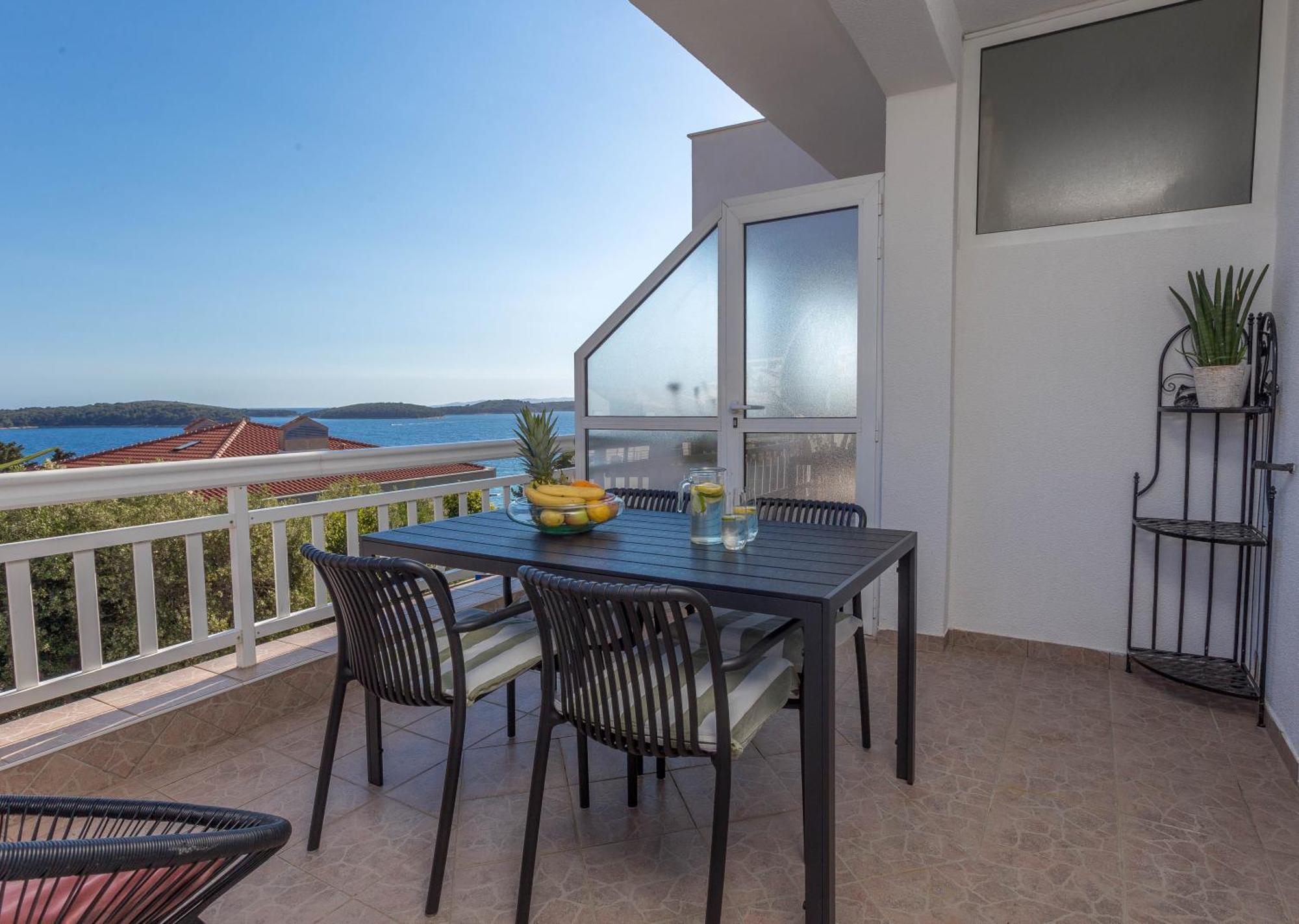 Hvar Pavicic Top View Apartments Hvar Town Esterno foto